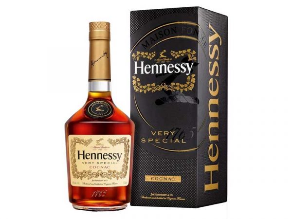 Rượu Hennessy VS 700ml
